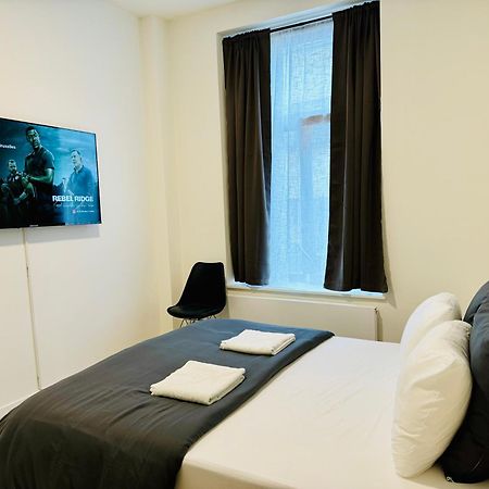 My Haus Saint Catherine Brussel Bagian luar foto
