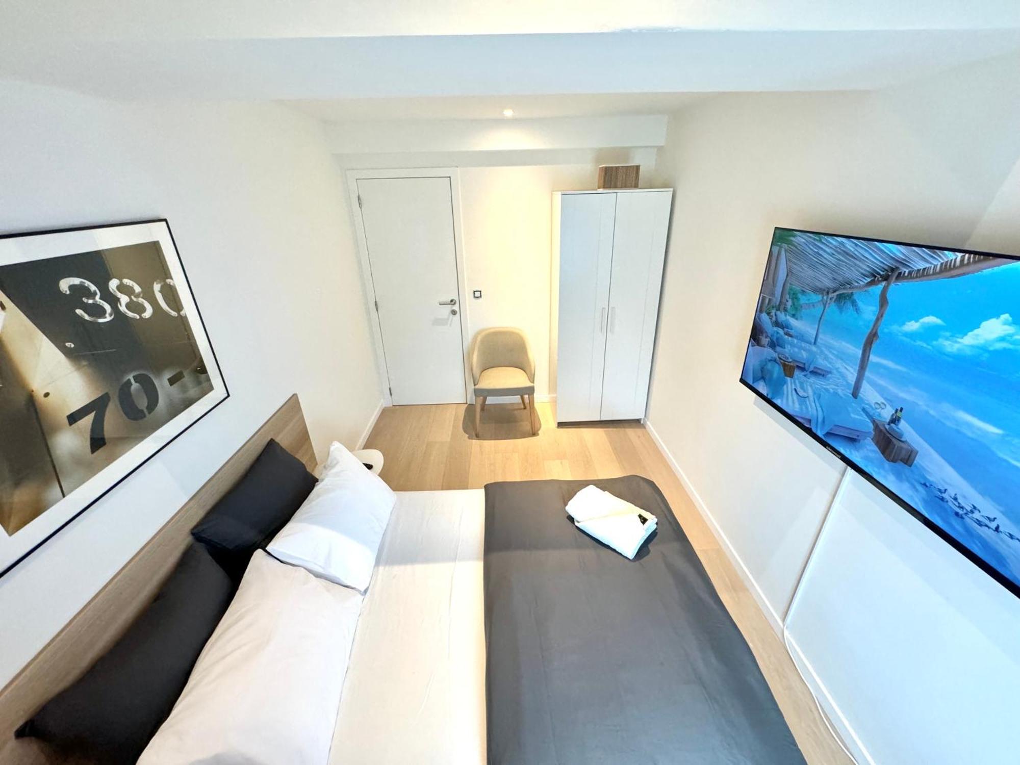 My Haus Saint Catherine Brussel Bagian luar foto
