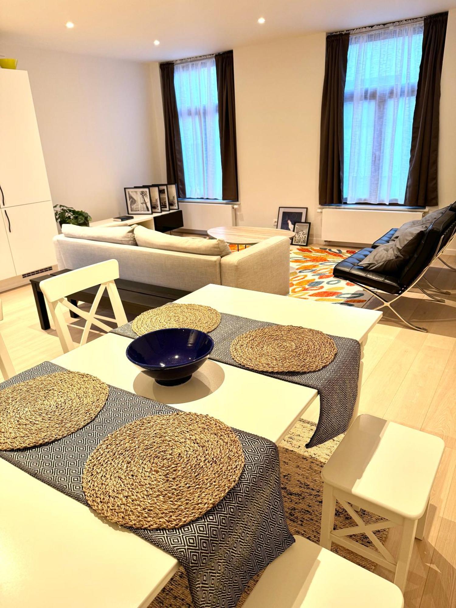 My Haus Saint Catherine Brussel Bagian luar foto